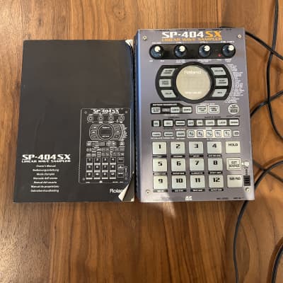 Roland SP-404SX Linear Wave Sampler | Reverb Canada