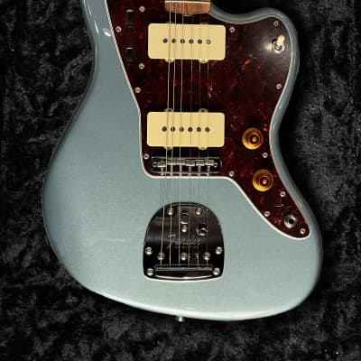 Fender Vintera 60's Jazzmaster 2022 - Ice Blue Metallic image 2