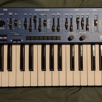 Behringer MS-1 Analog Synthesizer 2019 - Present - Blue