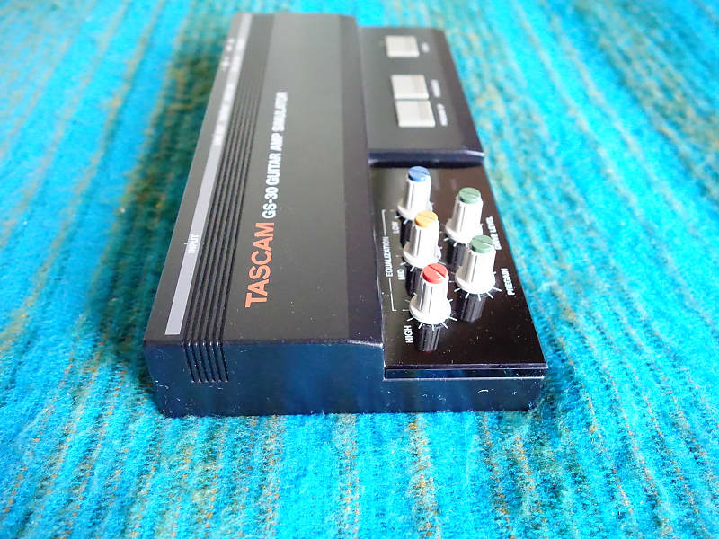 ギター TASCAM GS-30 GUITAR AMP SIMULATOR Quick Look - Tascam GS-30 Guitar Amp Simulator on Synth
