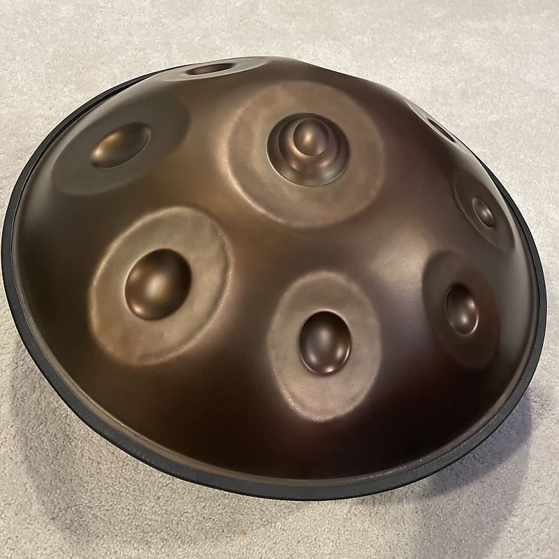 Lark top music handpan