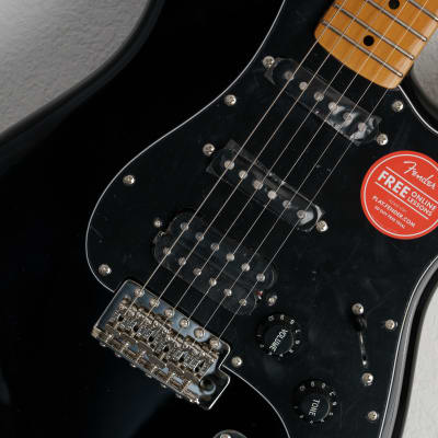 Squier Classic Vibe '70s Stratocaster HSS - Black image 3