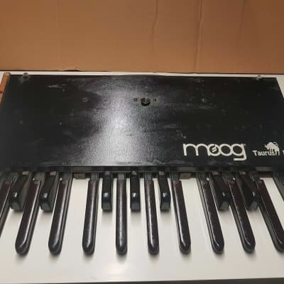 Moog Taurus II Bass Pedal & Sound Module