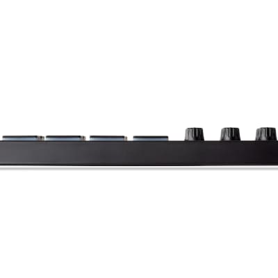 Akai LPD8 MKII MIDI Pad Controller 2022 - Present - Black image 4