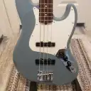 2017 Fender American Pro Jazz Bass