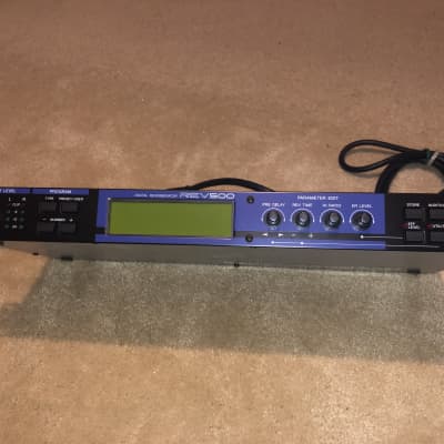 YAMAHA 01V - La console numérique taillée pour le home studio