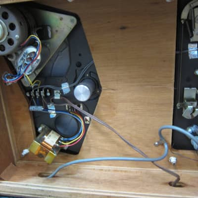 Vintage Pioneer PL-41 Turntable, Shure Cartridge, Walunt Veneer Needs Repair/Restoration, Dust Cover Re-glued, 1960s, JAPAN, Potential 1960s - Walnut Veneer image 8