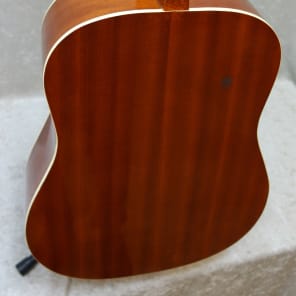 Kingston V2 acoustic guitar with chipboard case image 8