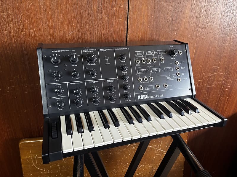KORG MS10 /オレンジ版/激レア品 往年のアナログ・シンセ、コルグ 『MS