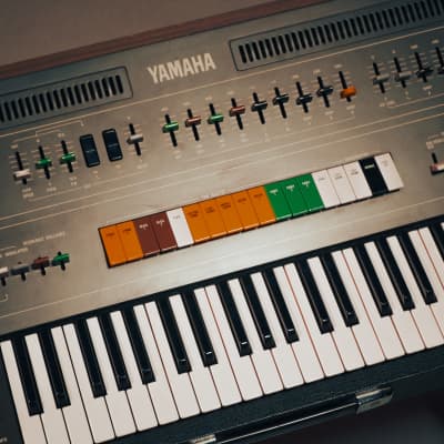 Yamaha CS-50 - 4-Voice Polyphonic Synthesizer - Collectors Grade w/ Legs + Cover image 2