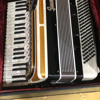 Frontalini accordion 120 deals bass