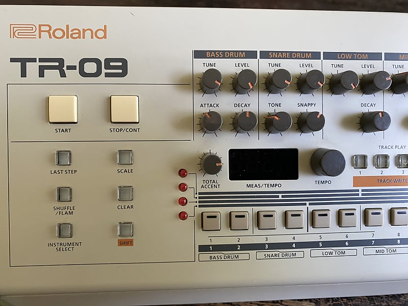 Roland TR-09 Rhythm Composer Boutique 909 | Reverb