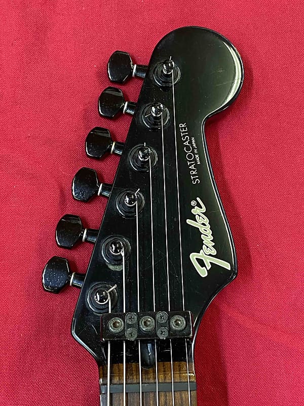 Fender Japan ST-555 A Serial 1980's Fujigen Electric Guitar Fender Japan ST-555 A Serial 1980's Fujigen Electric Guitar