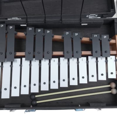 Vintage Suzuki Japan Glockenspiels - Alto + Soprano Full Chromatic 22 Bar - With Original Wooden Cases image 5