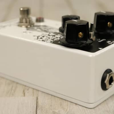 USED Earthquaker Devices White Light (110) image 5
