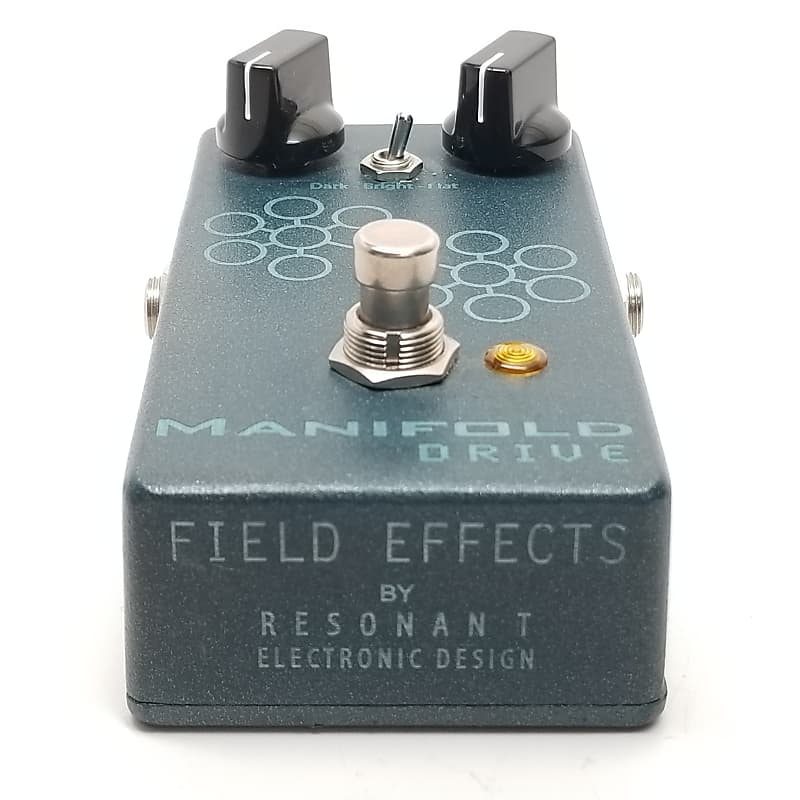 Field Effects: Manifold Drive with Strat (no talking!) - YouTube