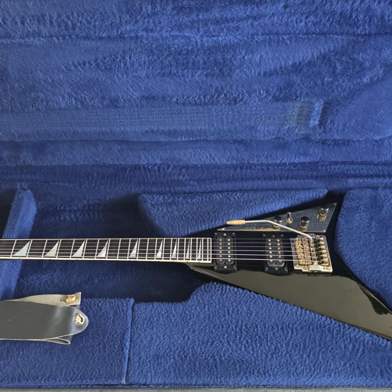 My dads 1984 Jackson San Dimas Student Custom Shop. This has