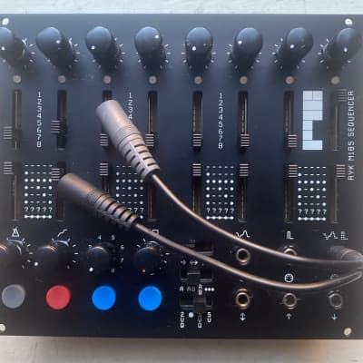 Modular_1220_01-