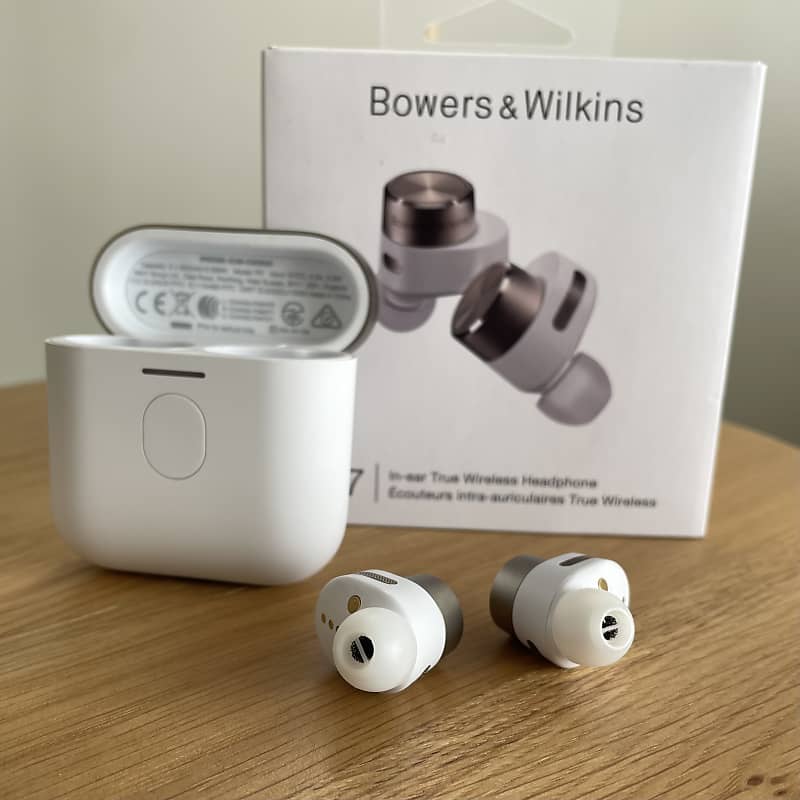 Bowers & Wilkins Pi7 | Reverb