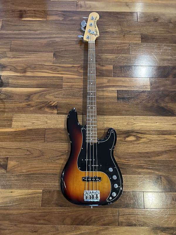 Fender American Deluxe Precision Bass 2004 - 2015 | Reverb