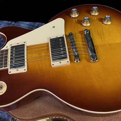 MINT! 2023 Gibson Les Paul 60's Standard Iced Tea - Authorized Dealer - 9.7 lbs image 6