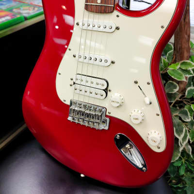 Fender Classic Player '60s Stratocaster  - Candy Apple Red image 3