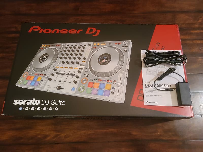 Pioneer DJ DDJ-1000SRT ホワイト DDJ-1000SRT-W 4-channel performance DJ controller for Serato