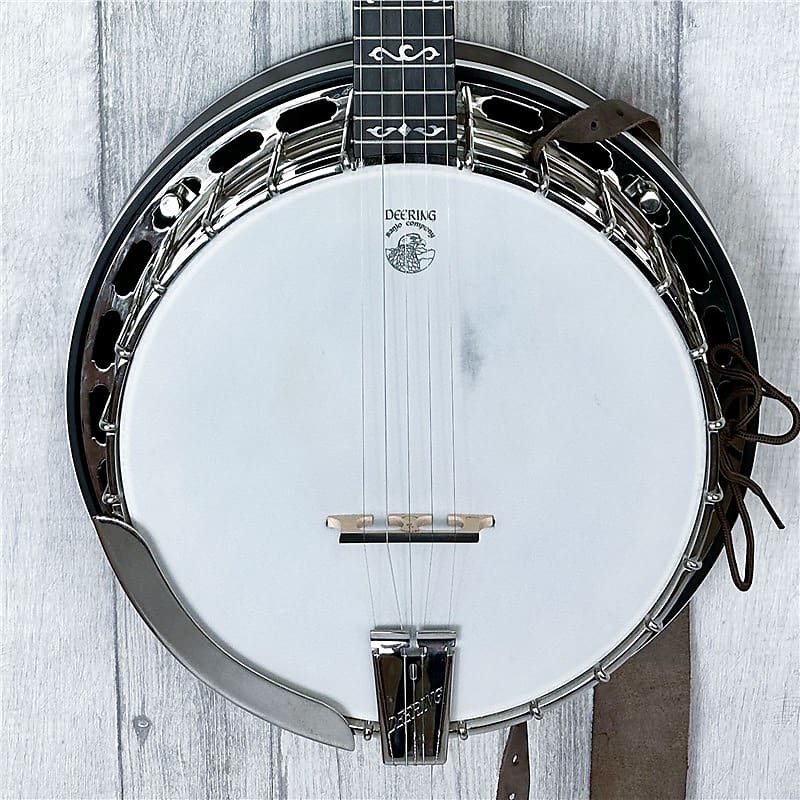 Deering rustic clearance wreath banjo