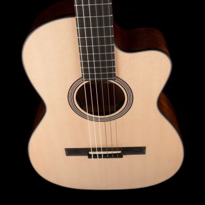 Martin 000C12-16E Nylon Natural Classical Guitar With Case image 4