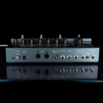 Yamaha UD STOMP Modulation/Delay Guitar Effects Processor