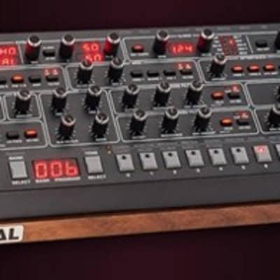 Dave Smith Instruments Sequential Prophet-6 Desktop Polyphonic Analog Synthesizer