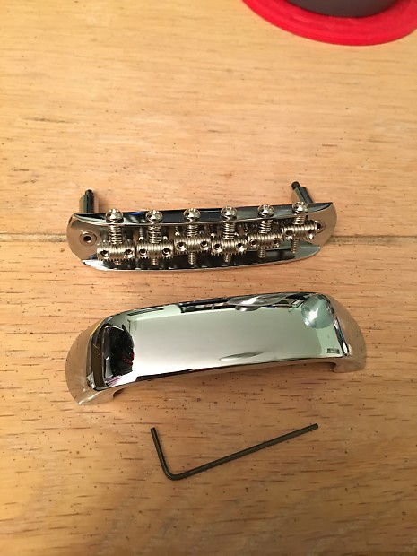 Fender jaguar bridge cover top