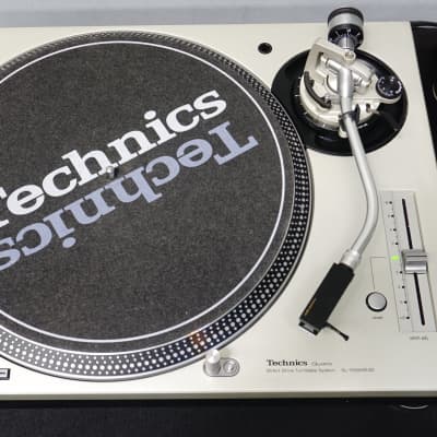 Technics SL-1200 MK3D Professional DJ Turntable Pair - Silver 