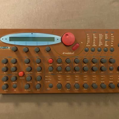 Waldorf Microwave XT Rackmount Wavetable Synthesizer 1998 - Orange