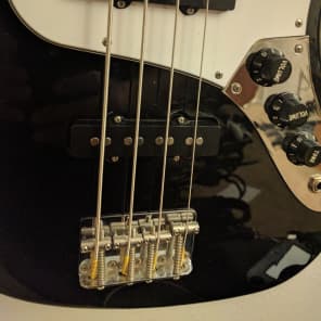 Fender Jazz Bass Electric Bass Black With Gig Bag Made In