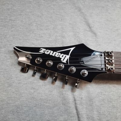 Ibanez S570AH-SWK - Silver Wave Black image 9