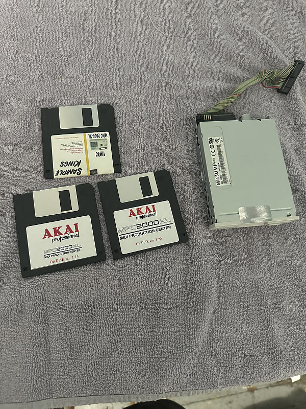 Mpc 2000xl floppy drive Floppy 2024 Bage Reverb