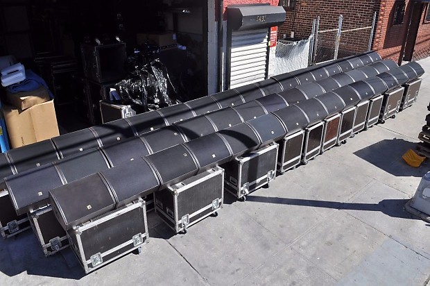 L acoustics stage monitor top