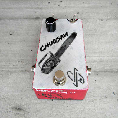 dpFX Pedals - ChugSaw distortion, one knob, Swedish chainsaw with mids shaping image 3