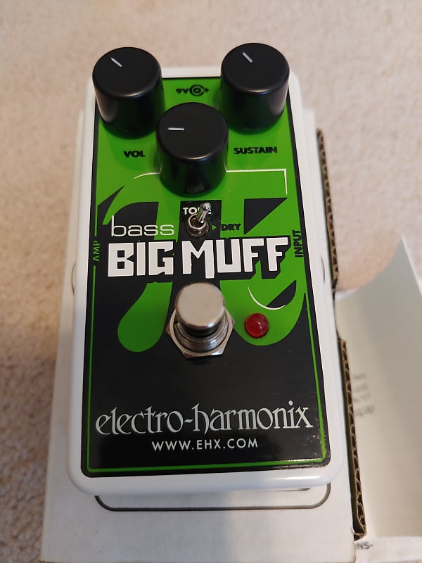 ElectroHarmonix Nano Bass Big Muff Distortion Pedal Reverb