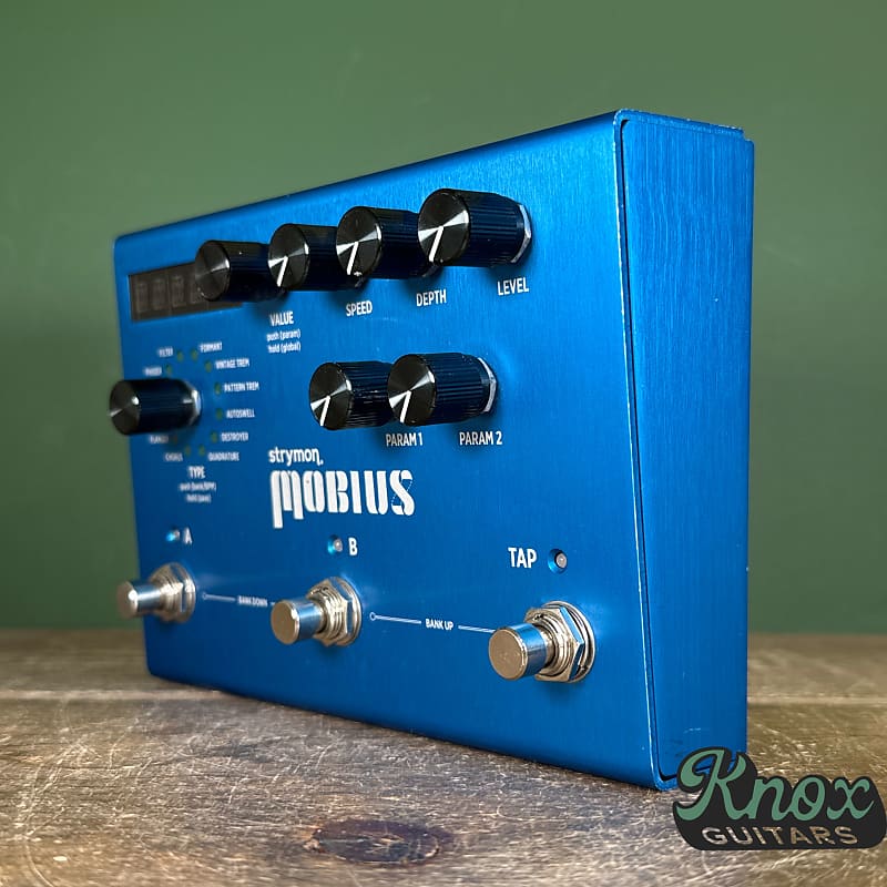 Strymon Mobius