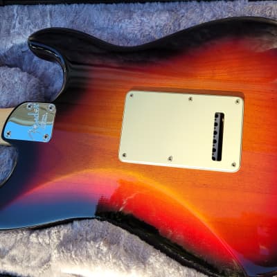 2016 Fender American Elite Stratocaster with Maple Fretboard Left-Handed image 5