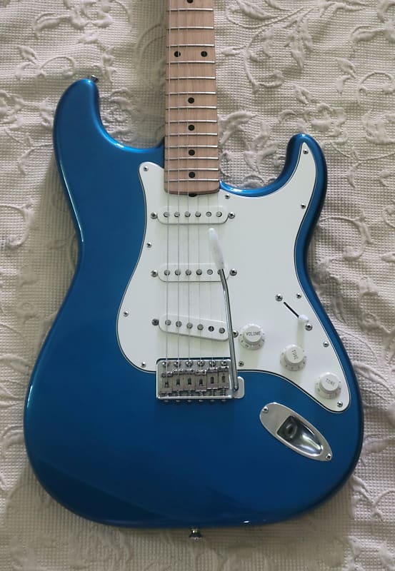 Fender MIJ ストラトキャスター Fender MIJ FSR Hybrid II Stratocaster Gunmetal Blue RW Japan