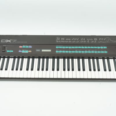 [SALE Ends Feb 24] YAMAHA DX7 FM Synthesizer Keyboard w/ Factory Presets Worldwide Shipment