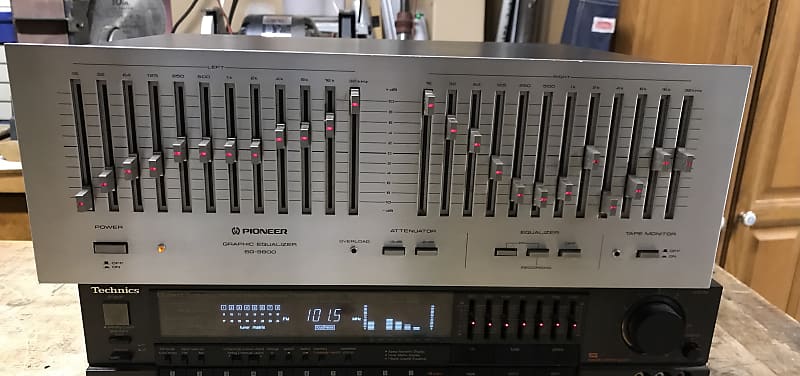 Pioneer SG-9800 12-band graphic Equalizer