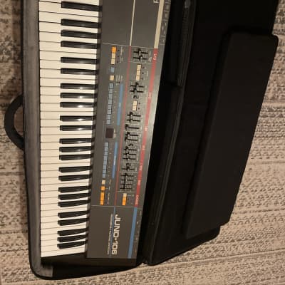 Roland Juno-106 61-Key Polyphonic Synthesizer