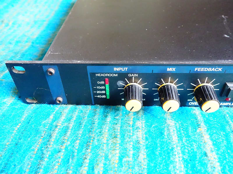 Vesta Kozo (Vesta Kaza) DIG-420 Digital Sampler Delay 80's