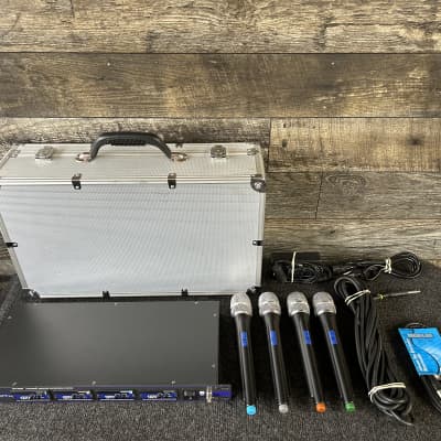 VocoPro UHF5800 Wireless System San Antonio TX Reverb