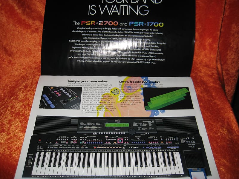 Yamaha PSR-2700 / PSR-1700 61-Key Electronic Keyboard Late