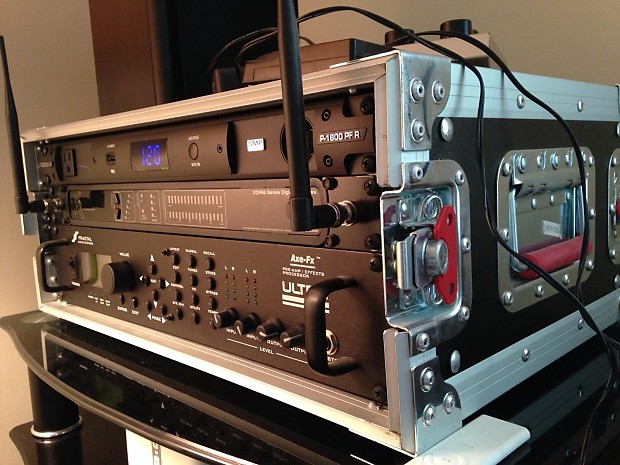 Fractal Audio Axe FX Ultra with Line 6 Wireless Unit